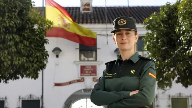 María Navero, teniente de la Guardia Civil en Palma del Río (Córdoba) | «El género en la Guardia Civil es anecdótico»