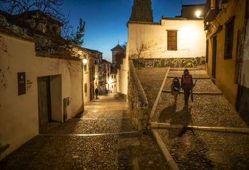 El barrrio del Albaicín, Patrimonio de la Humanidad, ha bajado su población en un 15% en los últimos doce años