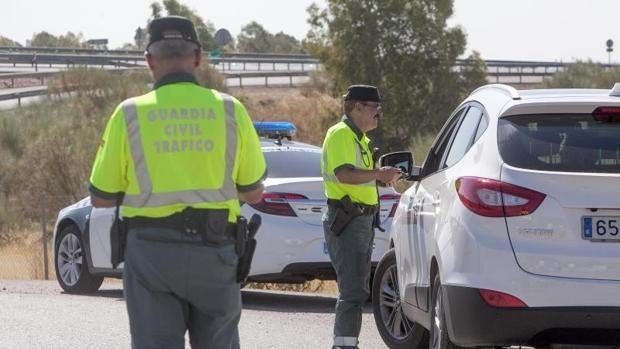 Muere atropellado un hombre de 41 años en el cruce de la Cañada de la Plata en Puente Genil