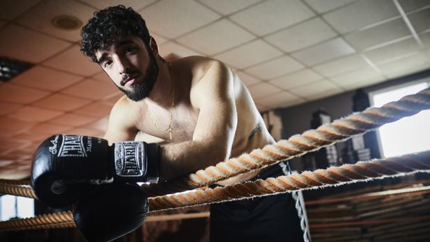 Boxeo | José Luis Navarro JR, el heredero dispuesto a reinar en la saga de 'El Cazador'