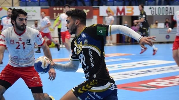 El Ángel Ximénez Puente Genil da el primer golpe para colocarse en la Final-8 de la Copa del Rey