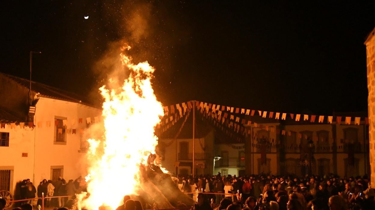 Hoguera en Dos Torres, este sábado