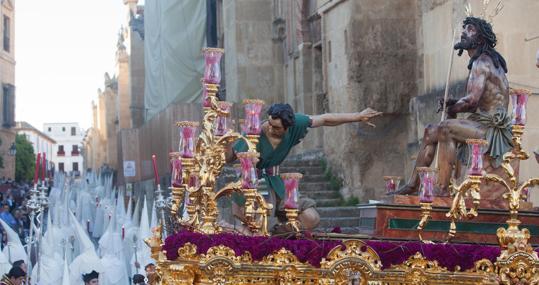 Jesús Humilde en la Coronación de Espinas, en la carrera oficial