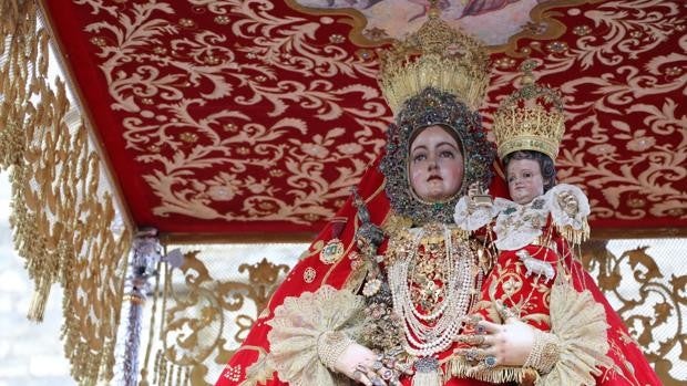 Todo lo que necesitas saber de la histórica procesión de la Virgen de Araceli por las calles de Córdoba