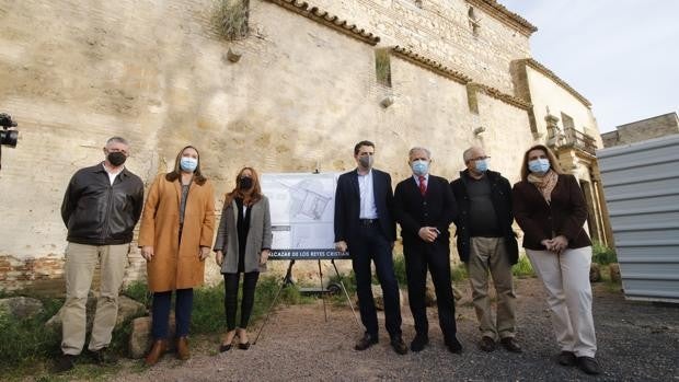 El Ayuntamiento de Córdoba inicia las obras que cambiarán los accesos de las visitas al Alcázar