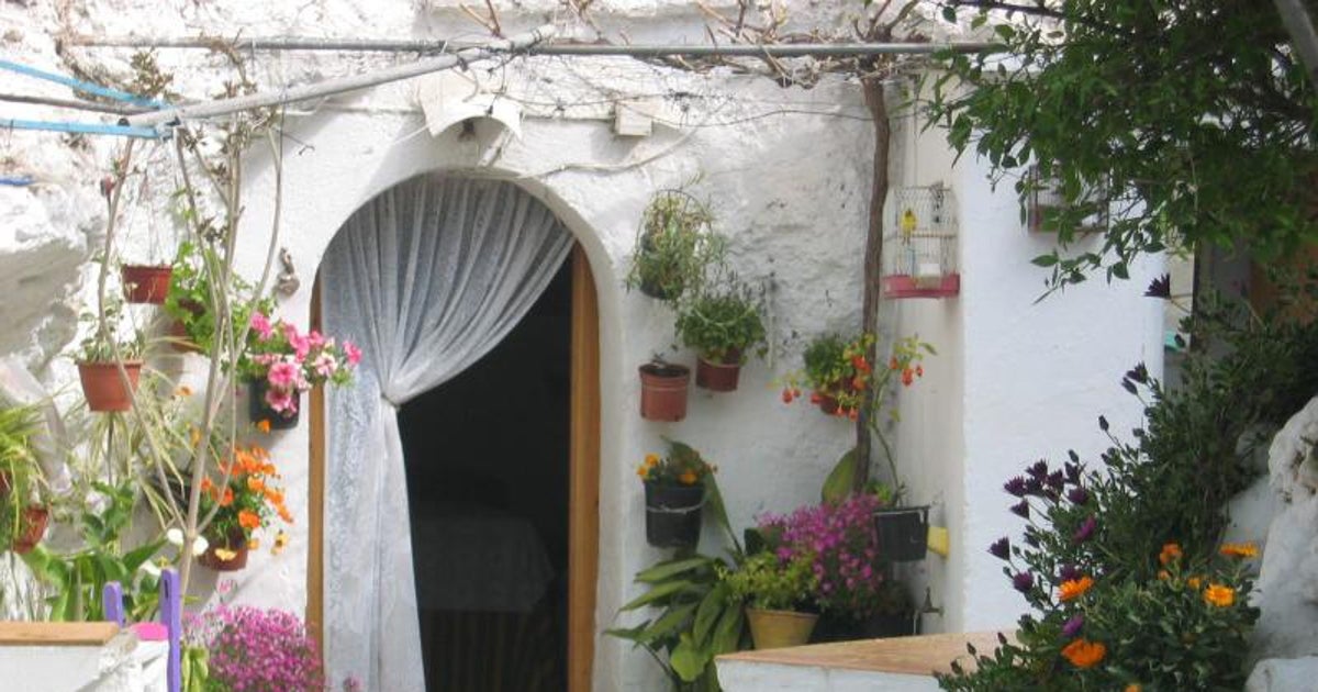 Casa cueva en el barrio del Sacromonte de Granada