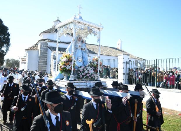 Pozoblanco recibe a su patrona, la Virgen de Luna