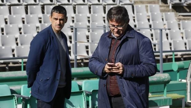 Córdoba CF | González Calvo vaticina que «no tardarán en llegar buenas noticias» sobre las renovaciones