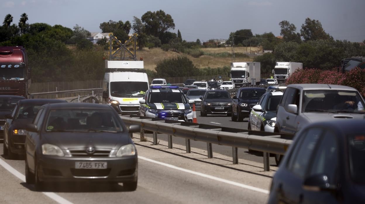 Tráfico en la autovía A-4 tras un accidente