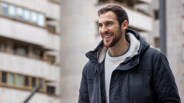 Carlos Molina: «He visto lágrimas de muchos padres, algo que todavía tengo que asumir»