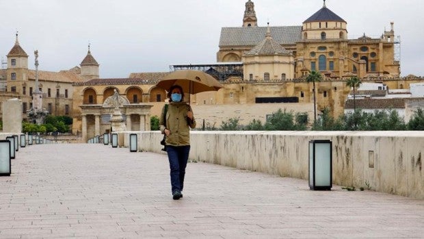 Una borrasca provocará un brusco cambio de tiempo en Andalucía