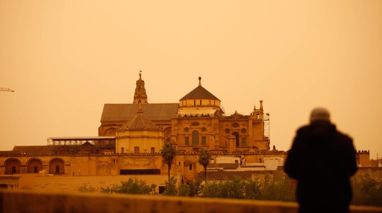 La calima, sobre Córdoba