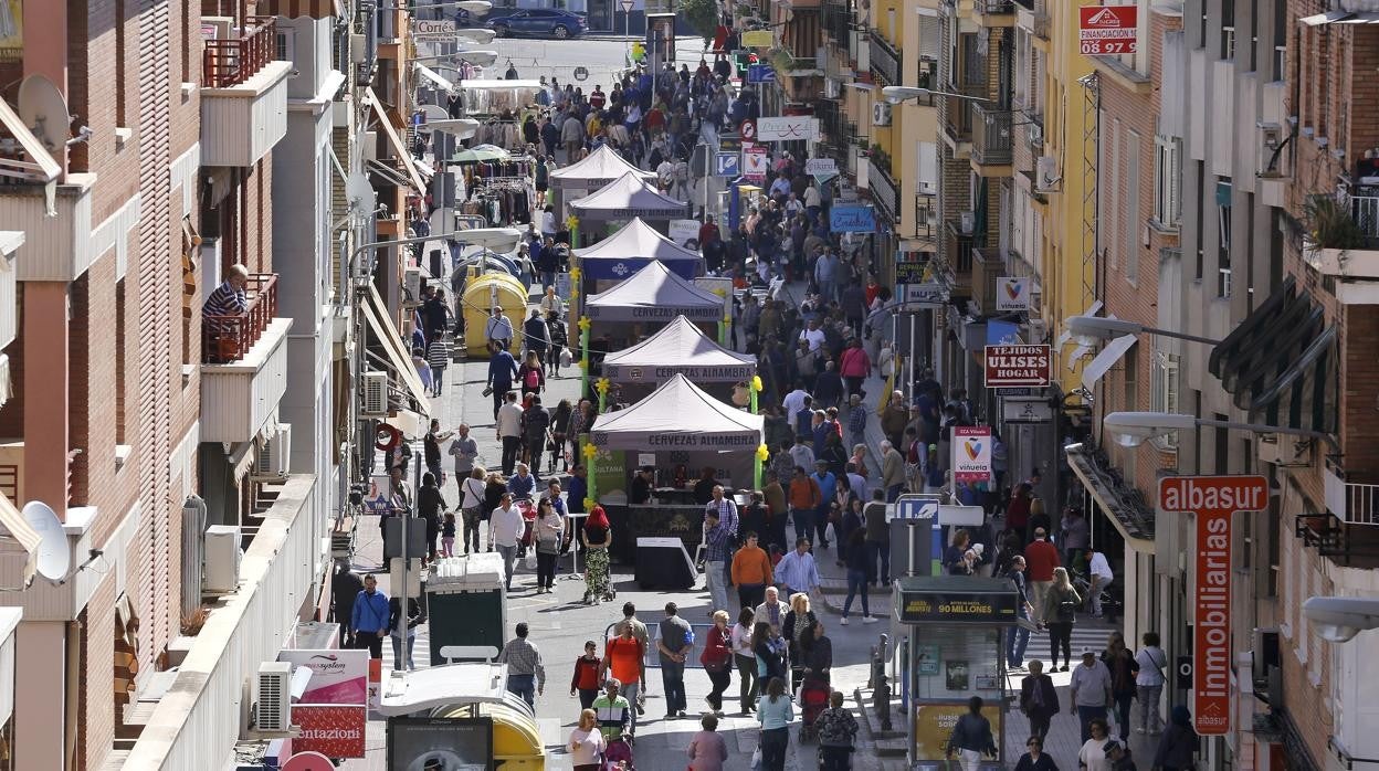 La calle Jesús Rescatado en la edición de 2017 de la Viñuela Shopping Hill