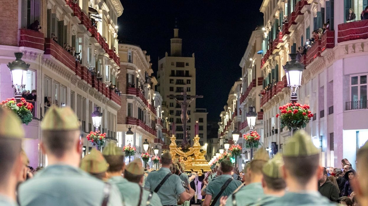 La Legión, tras el trono del Cristo de la Buena Muerte