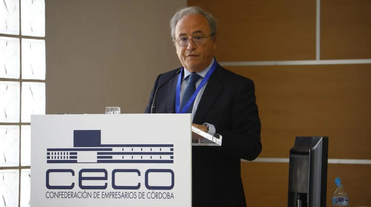 El presidente de CECO, Antonio Díaz, en la presentación de su informe anual