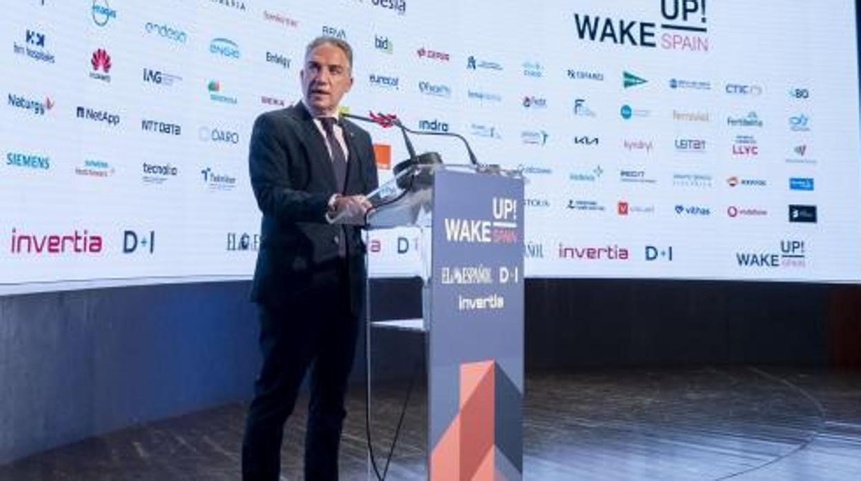 El consejero Elías Bendodo, en la segunda edición del foro económico 'Wake Up, Spain!,