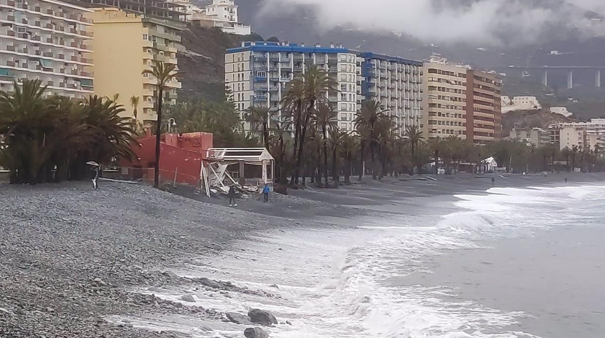 Costa de Almuñécar tras el temporal