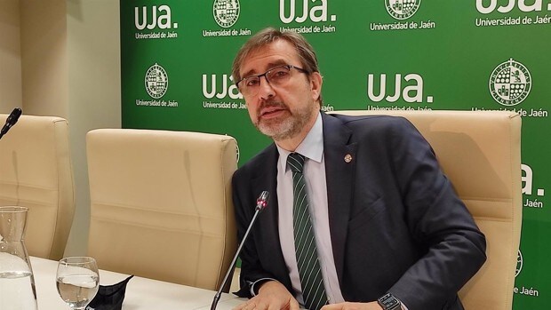 Convocan movilizaciones en defensa de la Universidad de Jaén que no secunda el rector