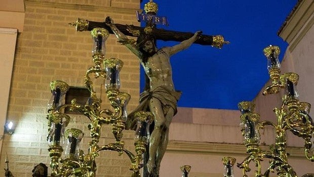 Pendientes del cielo este Lunes Santo