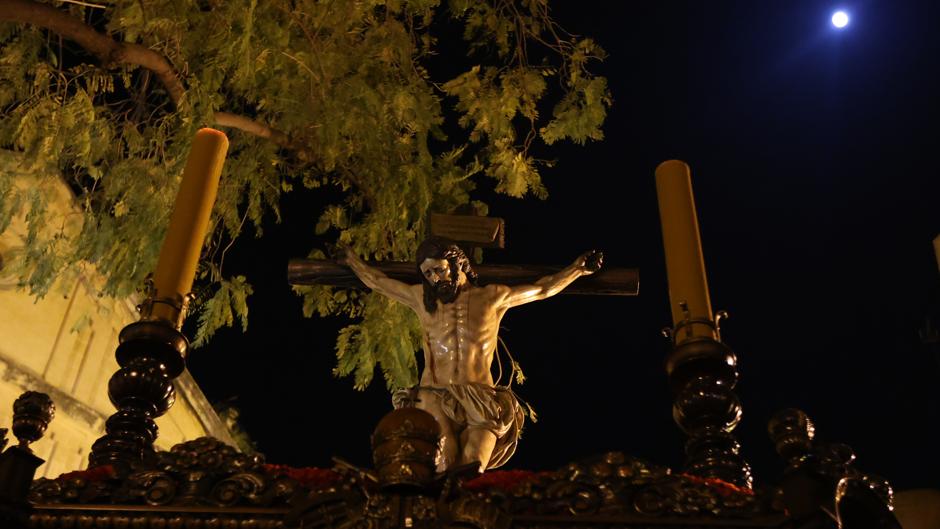 Buena Muerte, el rito heredado de la oración silenciosa que recorre la Madrugada de Córdoba