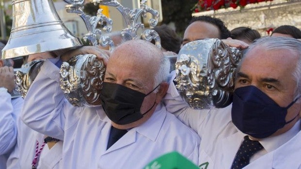 Muere a los 92 años la madre del consejero andaluz de Salud, Jesús Aguirre