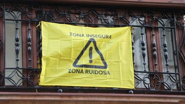 El alcalde de Lucena pide a los vecinos «paciencia» hasta que llegue la solución a los altercados