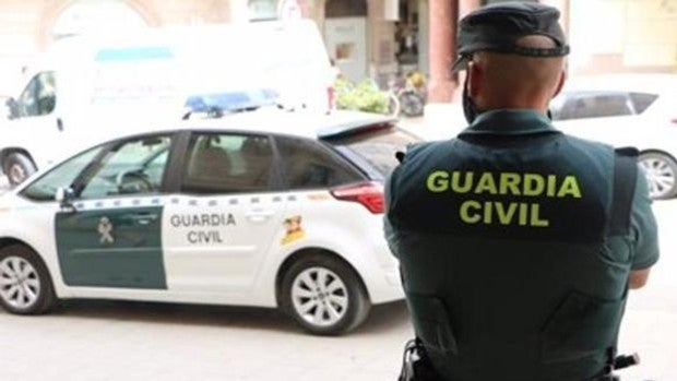 Cuatro detenidos por el asesinato de una pareja en una localidad costera de Granada