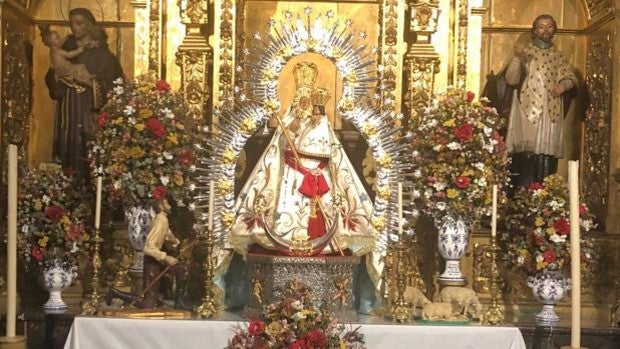 La Virgen de la Cabeza, recién restaurada, abre el camino de las procesiones de gloria en Córdoba