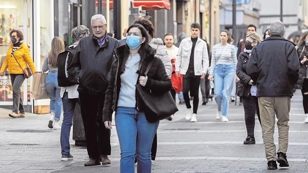 Andalucía insiste este miércoles en la cuarta dosis de la vacuna contra el Covid para mayores