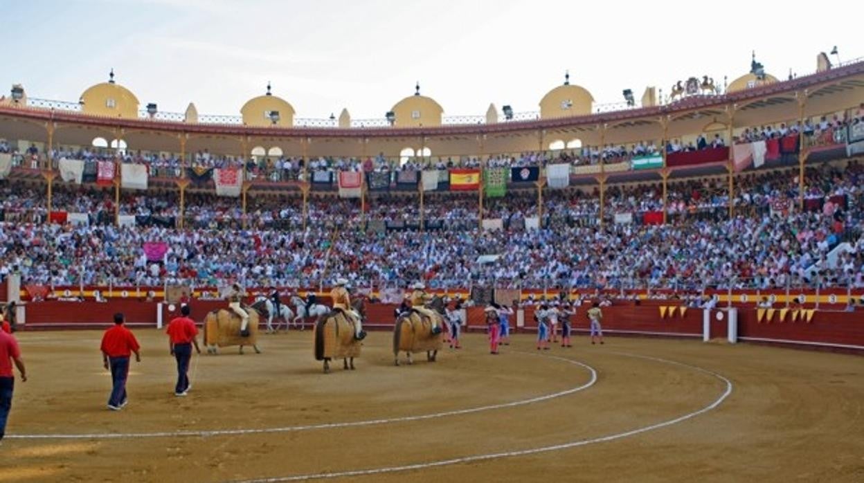 Imagen de un festejo taurino en la plaza de toros de Almería