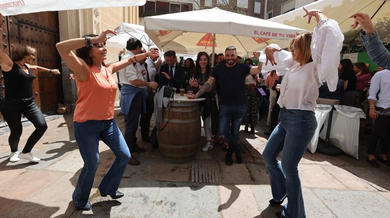 El buen tiempo permitirá este domingo disfrutar de nuevo de las Cruces de Mayo de Córdoba 2022