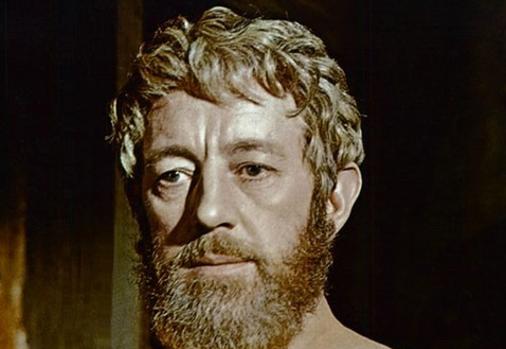 Alec Guinness en el papel de Marco Aurelio en la película ‘La caída del imperio romano’