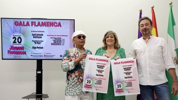 El Pele y José Antonio Rodríguez, en la Gala de Jóvenes Flamencos de la Diputación de Córdoba