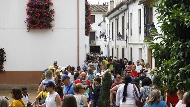 Patios de Córdoba | El último sábado de la fiesta, entre la bulla y el orden