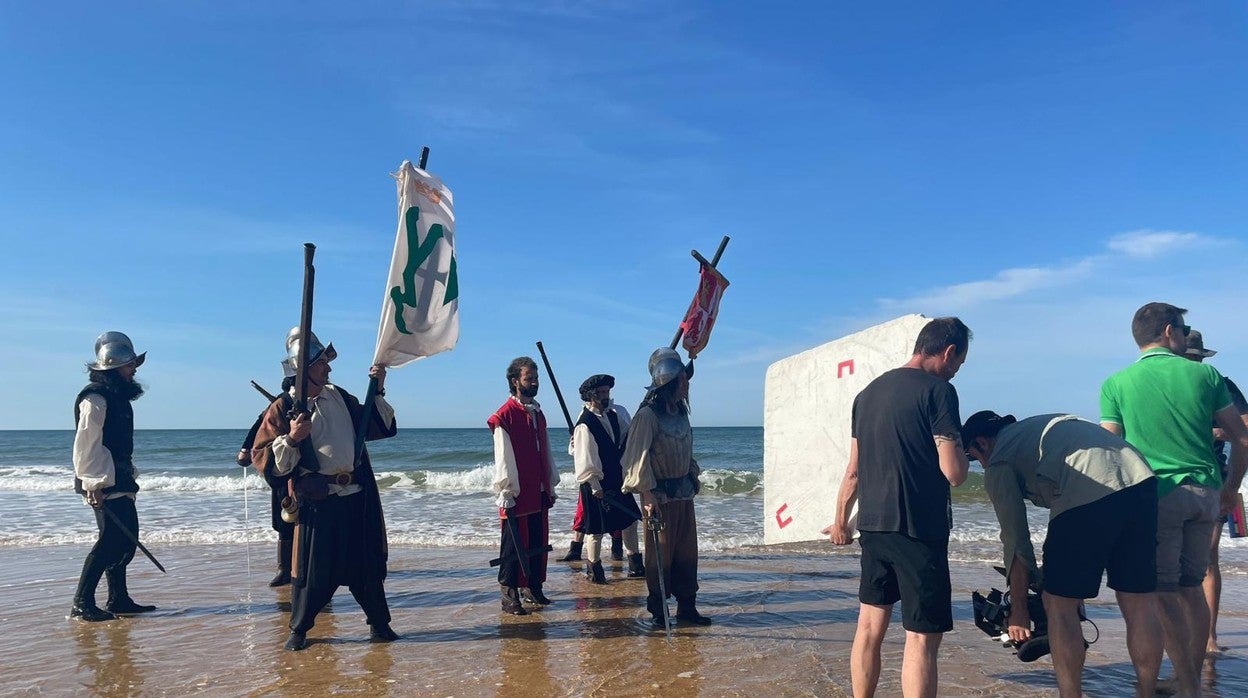 Momento del rodaje de la película sobre Colón en las playas de Huelva