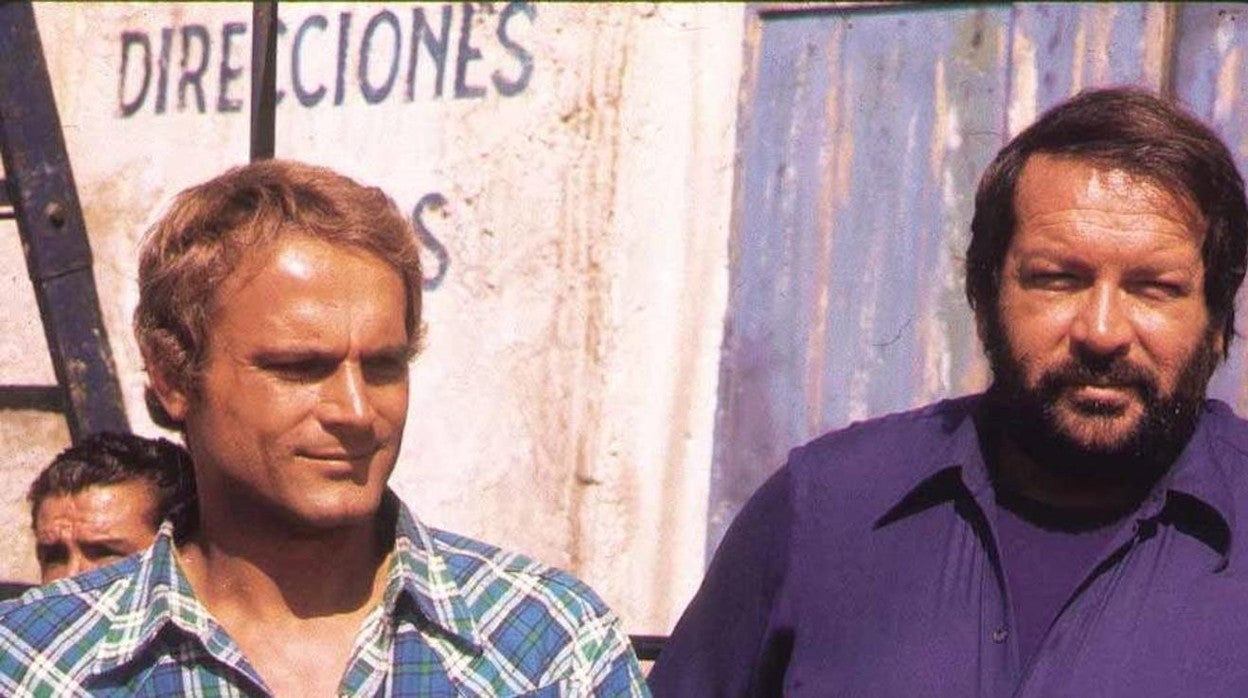 A la izquierda, Bud Spencer, junto a su pareja cinematográfica Terence Hill