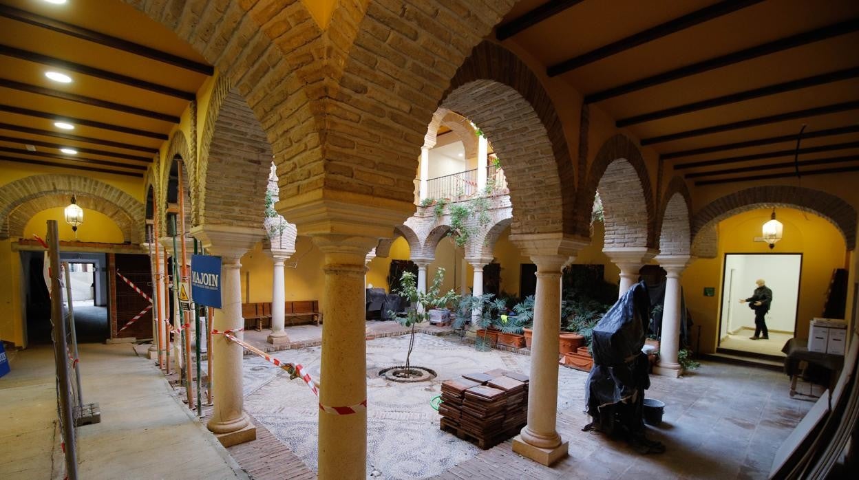 Patio de la Filmoteca de Andalucía, durante las obras