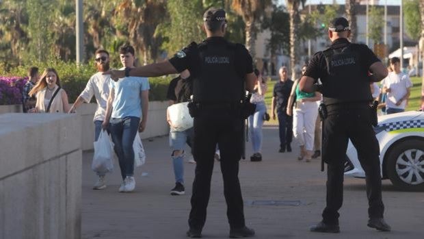 Feria de Córdoba 2022 | La Policía Local realizó 61 identificaciones para que menores no hicieran botellón