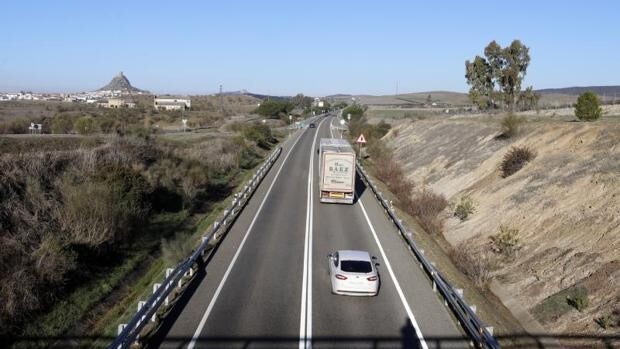 Más de 40 entidades alegan contra el proyecto de la A-81 entre Córdoba y Badajoz