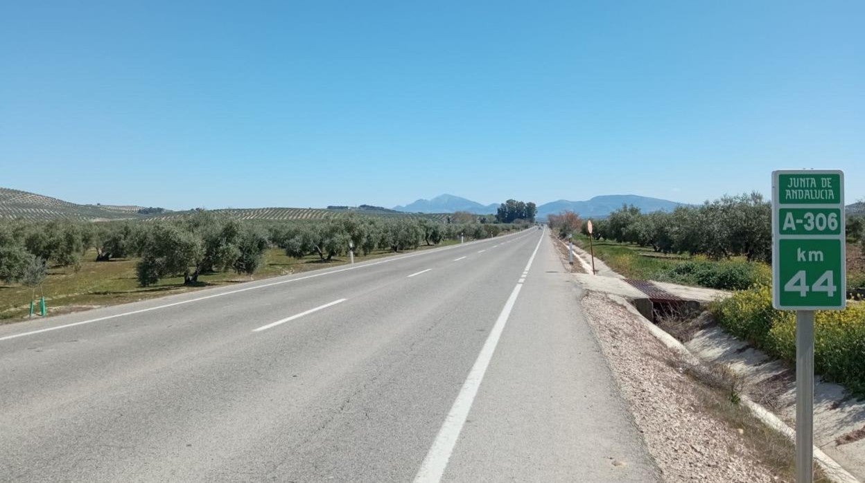 Tramo de la A-306 entre El Carpio y Torredonjimeno que será reparado en esta primera fase