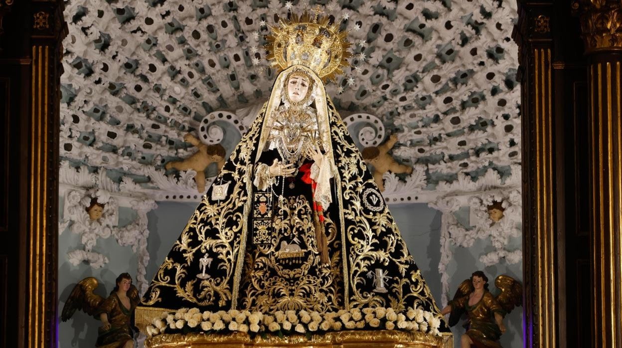 La Virgen de los Dolores dará protección a los estudiantes que se examinan de PEvAU