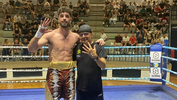 Boxeo | José Luis Navarro 'El Cazador Jr.' se lleva su quinta victoria consecutiva por KO