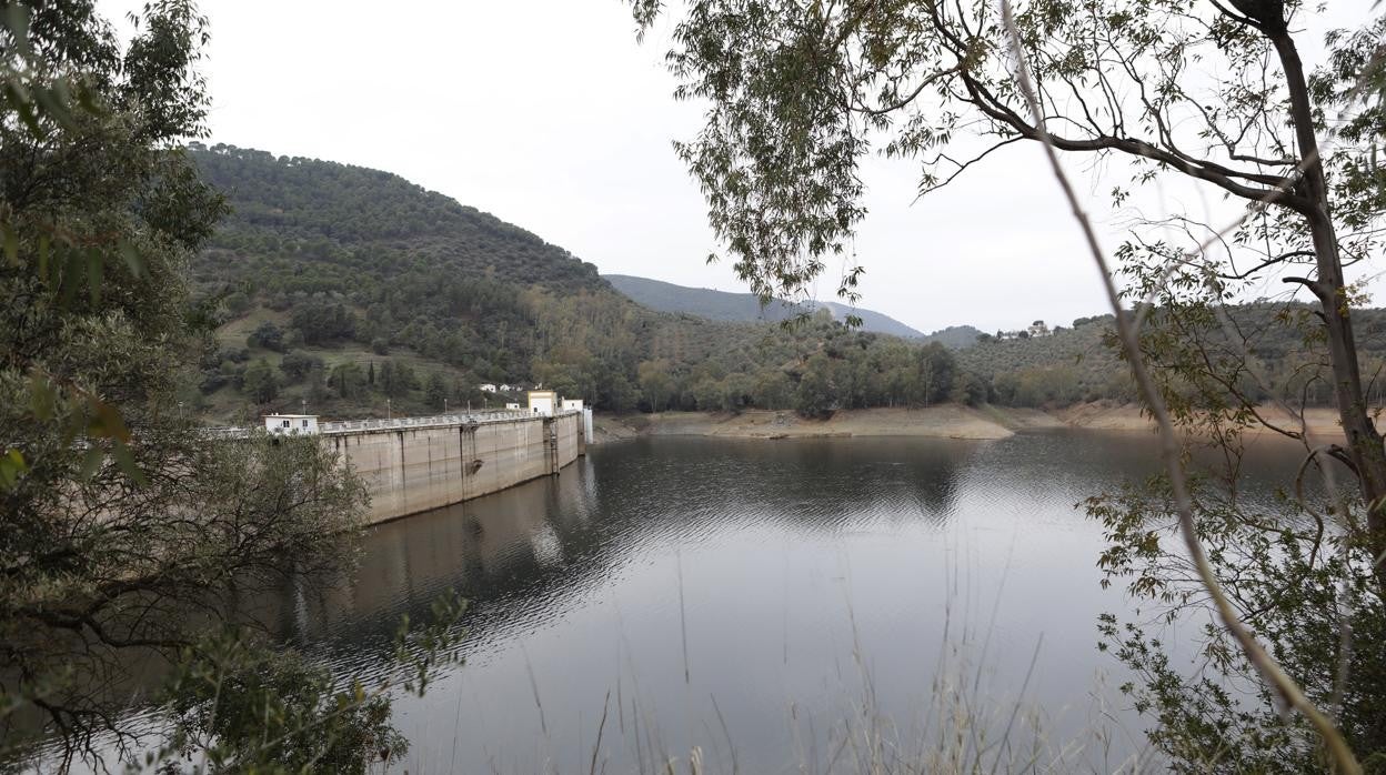 Presa del Guadalmellato, de la que se abastece Córdoba capital