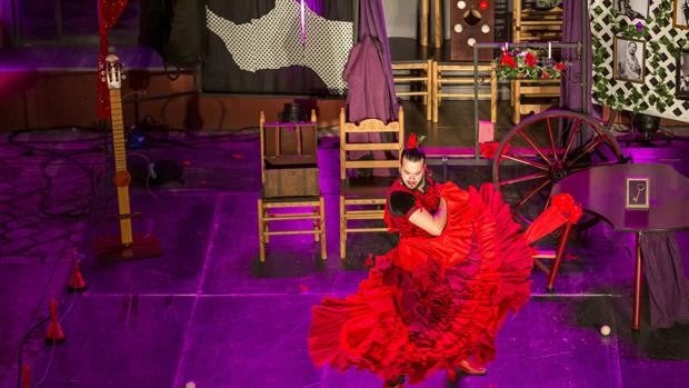 Noche Blanca del Flamenco 2022 | 'Sin ojana', la gran novedad de la cita: verdad, malabares y duende