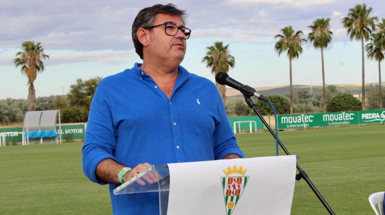 El presidente y consejero delegado del Córdoba, Javier González Calvo, este miércoles en la Ciudad Deportiva