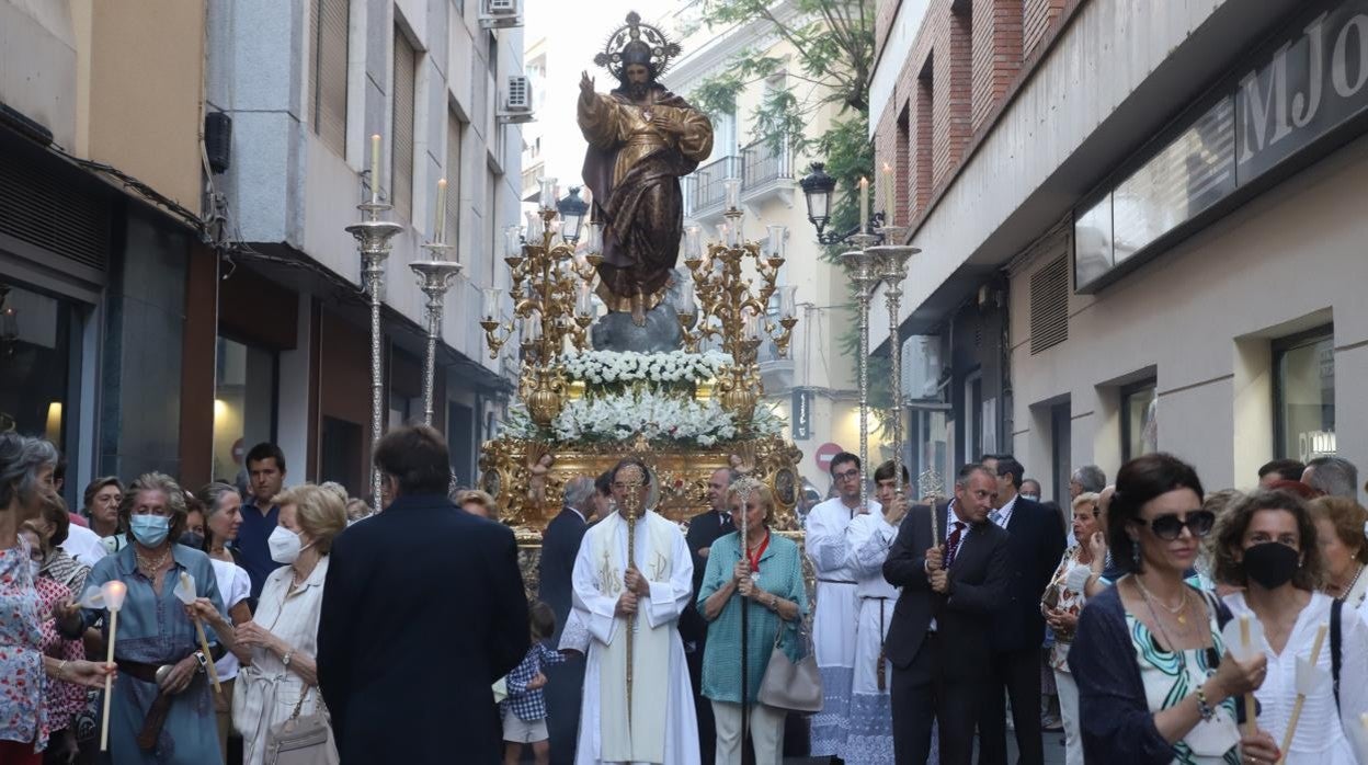 El Sagrado Corazón de Jesús, poco después de salir de San Hipólito