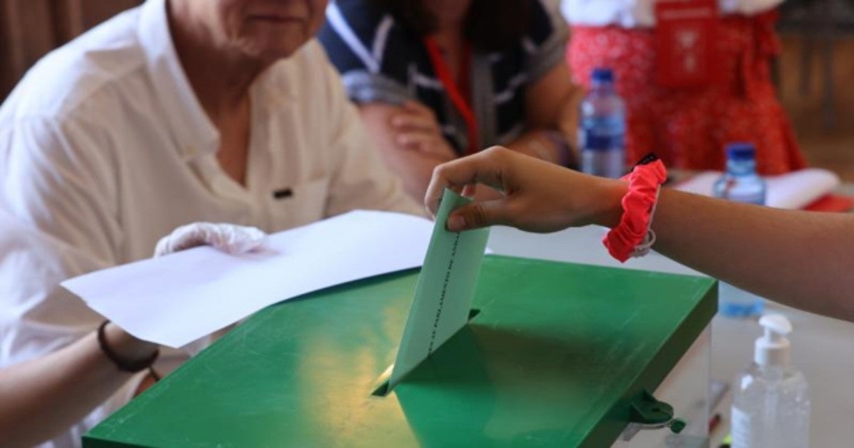 Una mesa electoral en Córdoba el 19 de junio