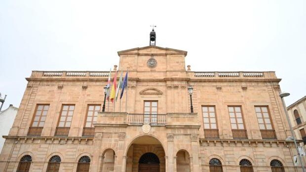 Convocado por tercera vez el pleno de la moción de censura en el Ayuntamiento de Linares
