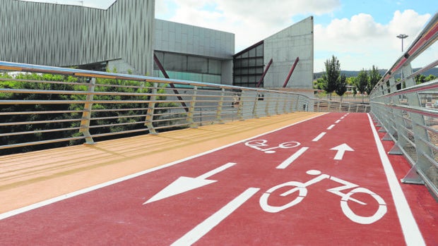 El Ayuntamiento de Lucena da un paso más para la ampliación del carril-bici, donde invertirá 1,2 millones