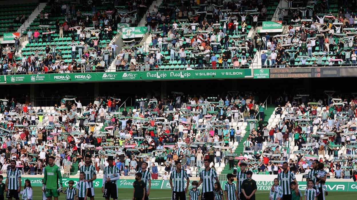 Las gradas de El Arcángel durante un partido de la pasada temporada